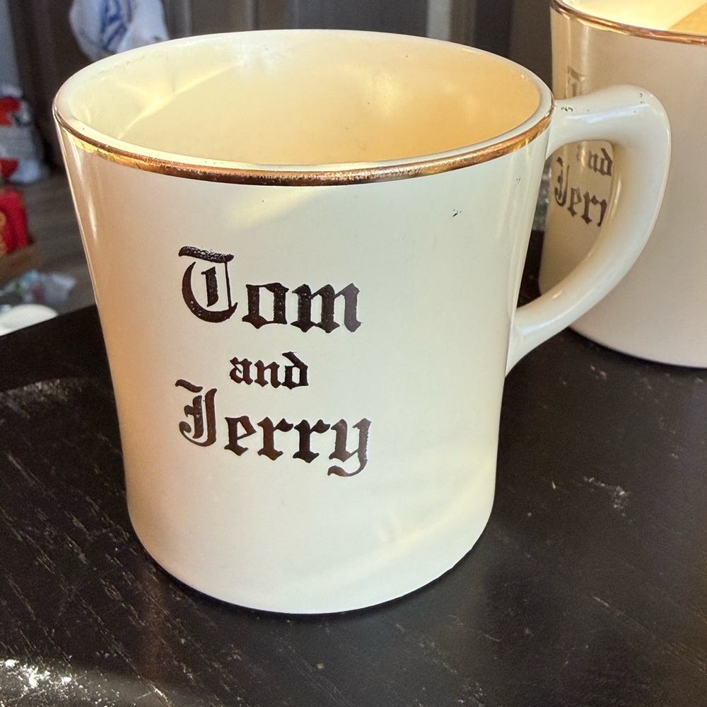 Vintage Tom And Jerry Ivory Gold Trim HALL Eggnog Hot Toddie Mugs Set Of 6 Nice